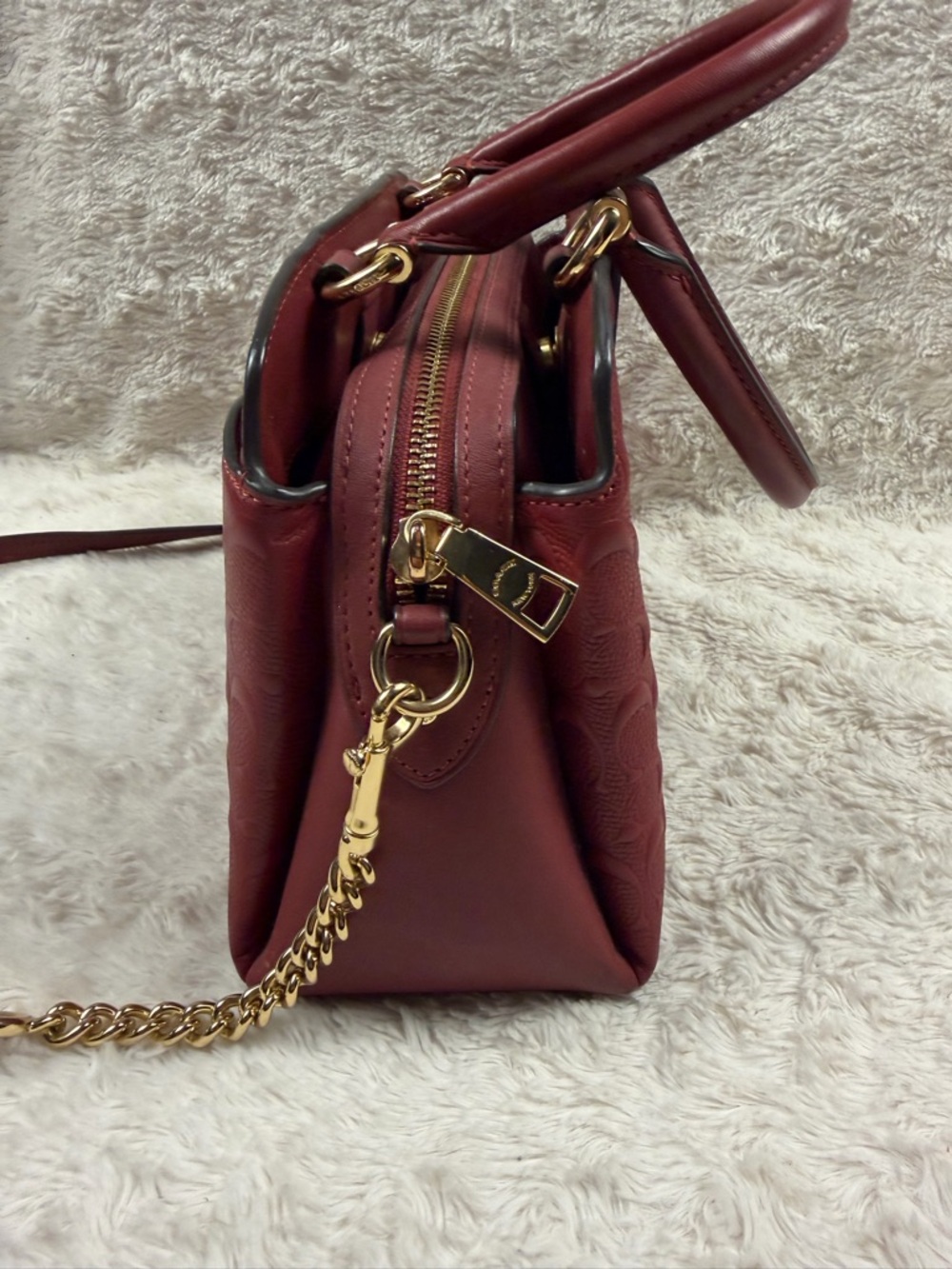 Coach Wine Embossed Leather Satchel with Gold Chain Strap - Picture 9 of 12